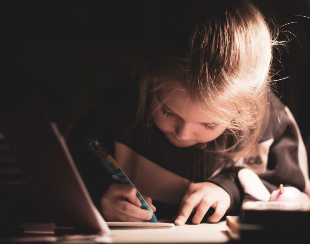 Enfants devoirs